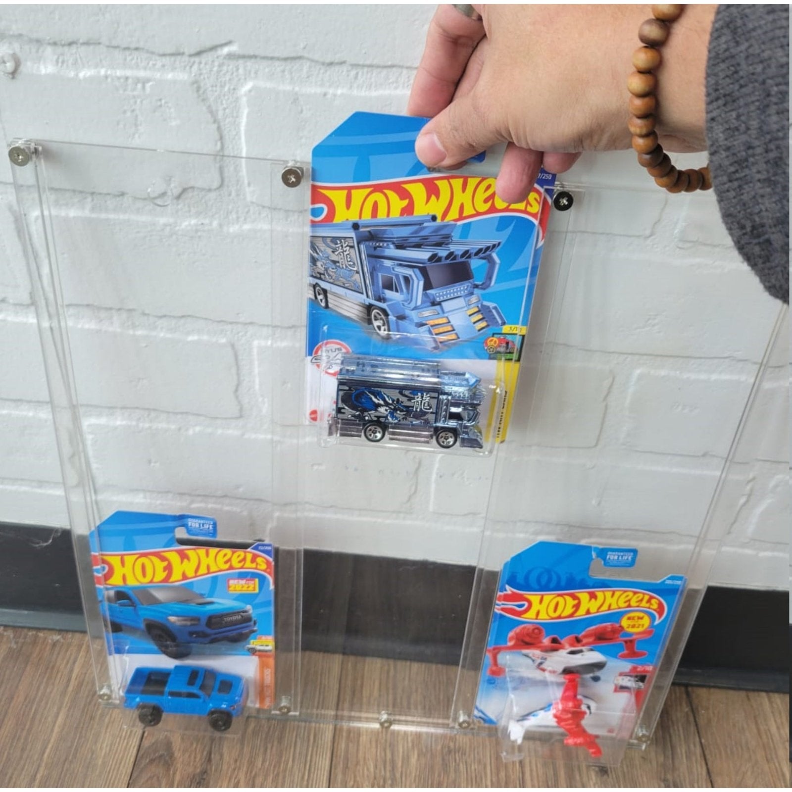 Acrylic Display for Diecast 1/64 in blister, Hot Wheels, Matchbox and more