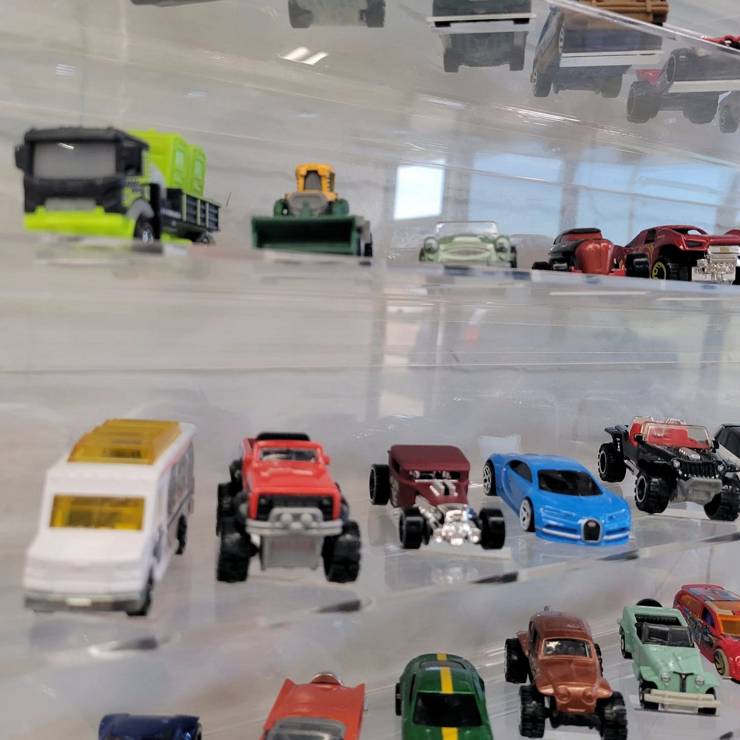 Acrylic Display for 35 Diecast 1/64, Hot Wheels, Matchbox and more